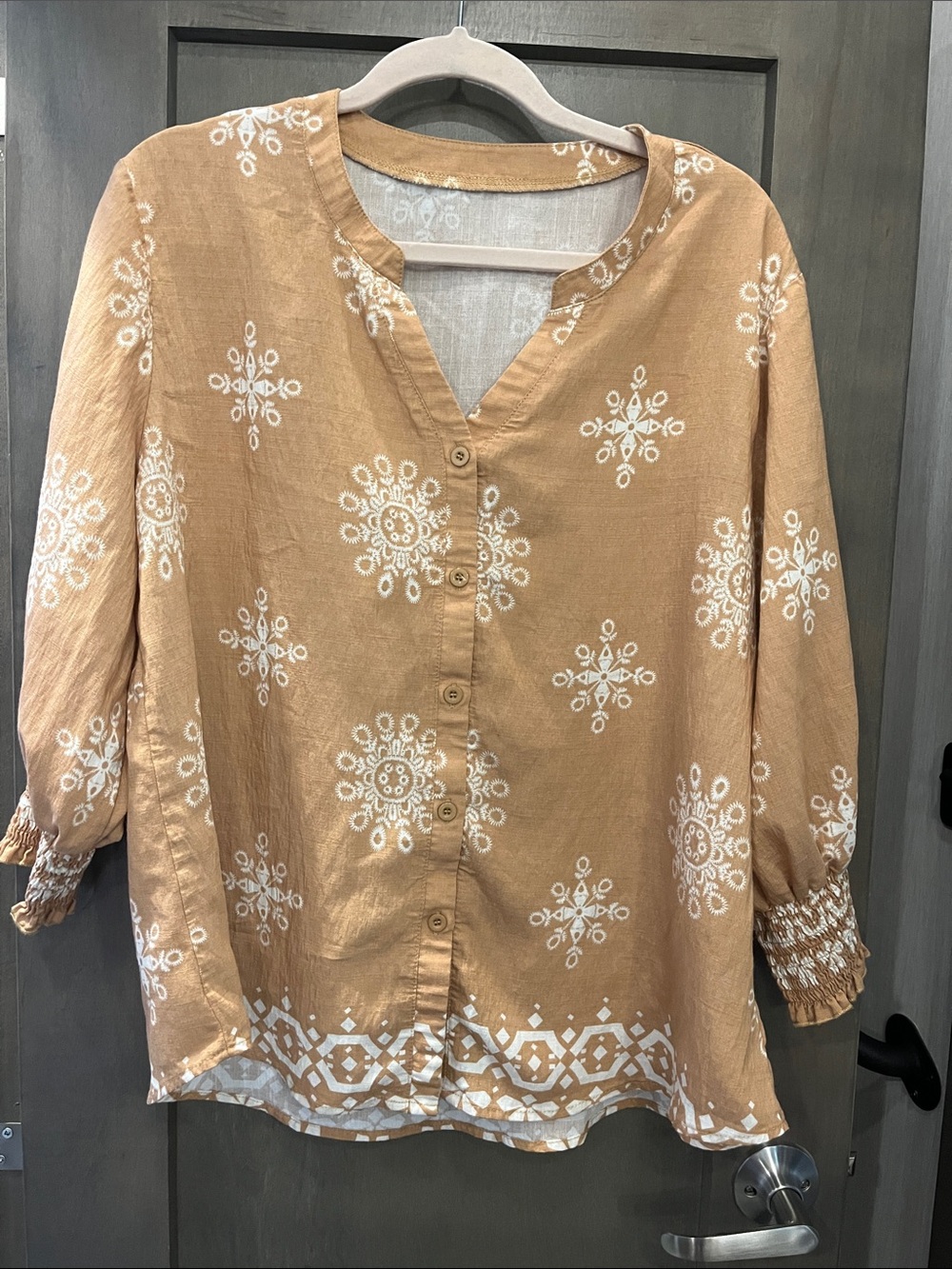 Women’s Tan Printed Button-Front Blouse